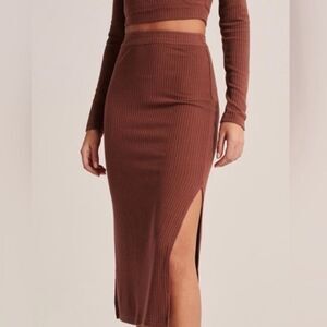 Abercrombie & Fitch Ribbed Knit Pencil Midi Skirt